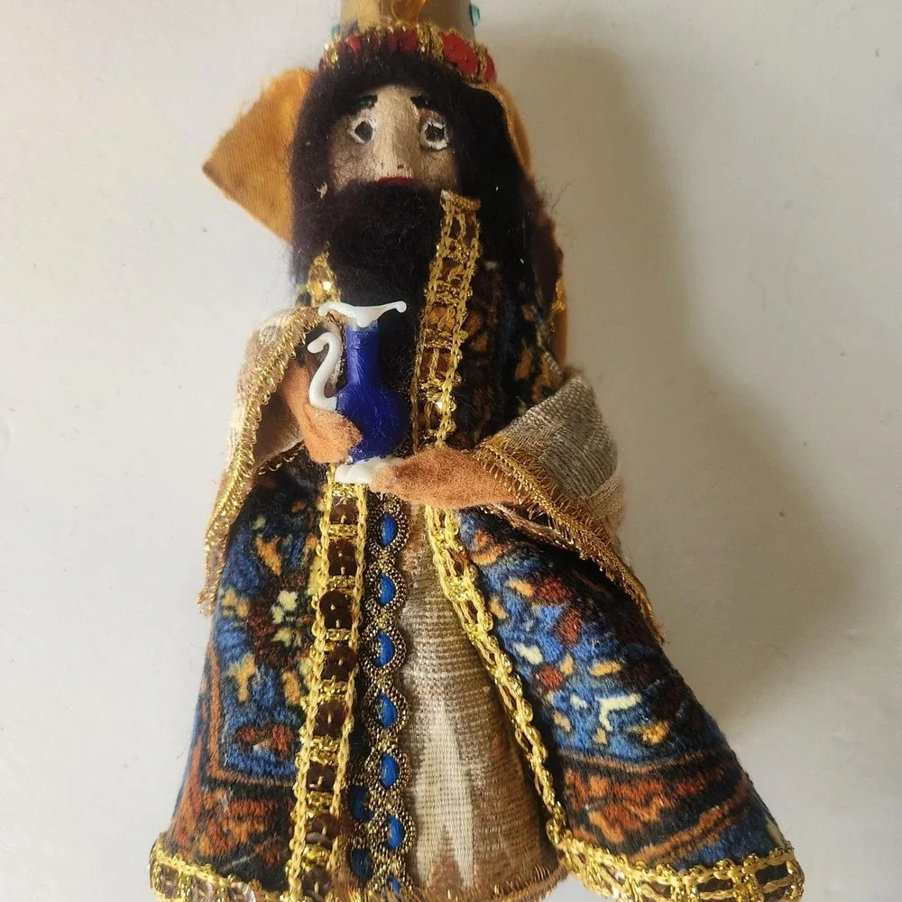 Vintage Handmade Three Wise Men Magi Nativity Figurines Folk Art Set of 3